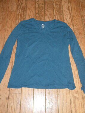 Women’s Cotton Blend V-Neck Long Sleeved T-Shirt